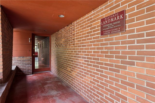 5139 Penton Rd, Squirrel Hill, PA 15213
