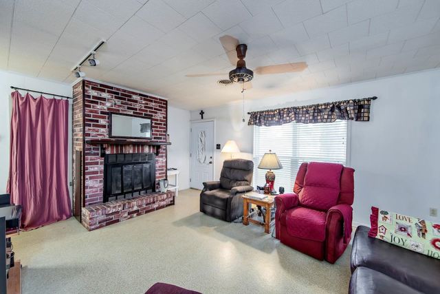 673 Bayou Blue Rd, Houma, LA 70364