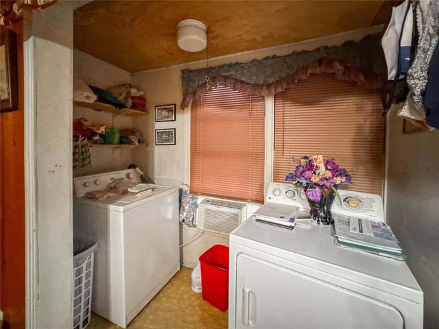 821 Cypress Street, La Marque, TX 77568