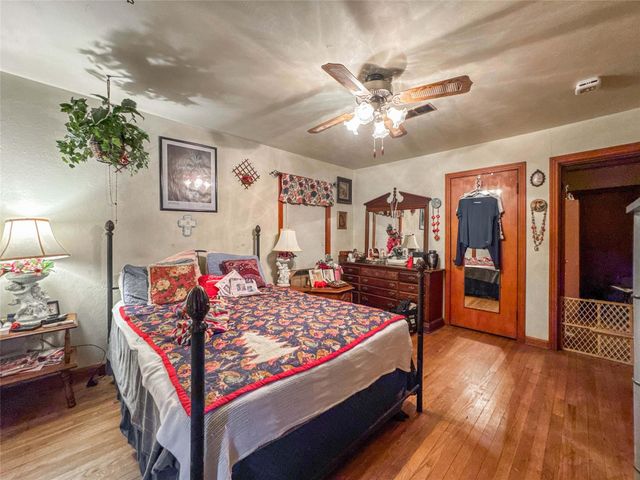 821 Cypress Street, La Marque, TX 77568