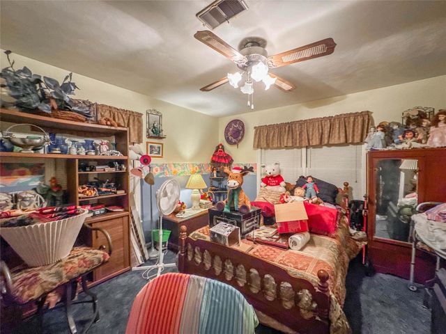 821 Cypress Street, La Marque, TX 77568