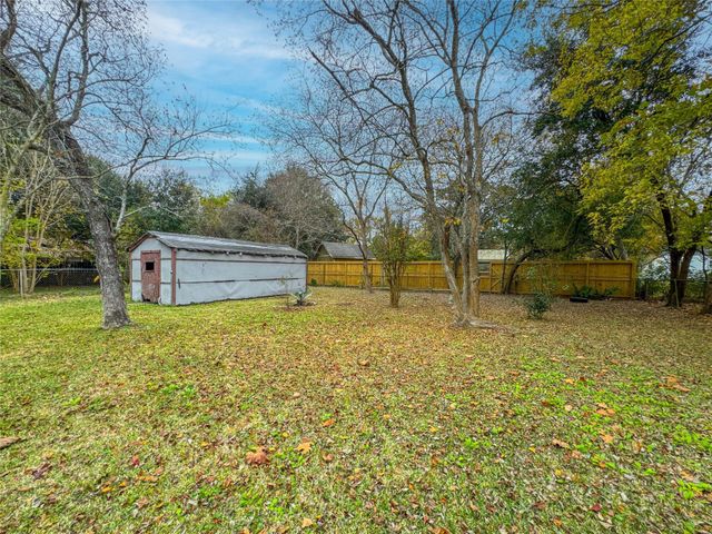 821 Cypress Street, La Marque, TX 77568