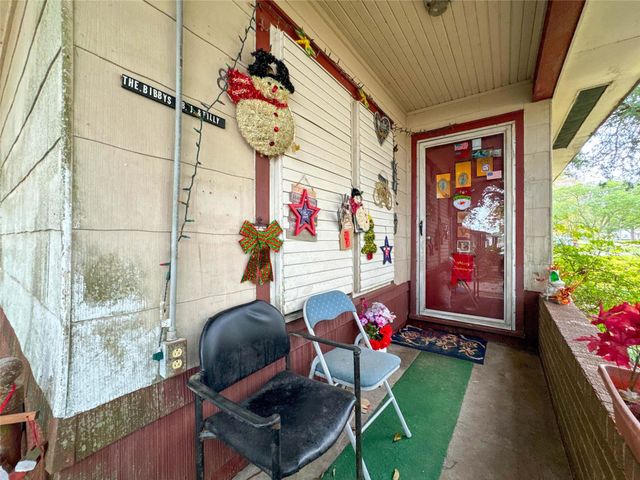 821 Cypress Street, La Marque, TX 77568