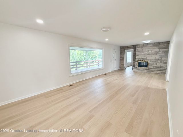 1408 Pepper Hill Drive, Lansing, MI 48917