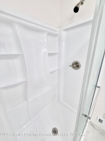 1408 Pepper Hill Drive, Lansing, MI 48917