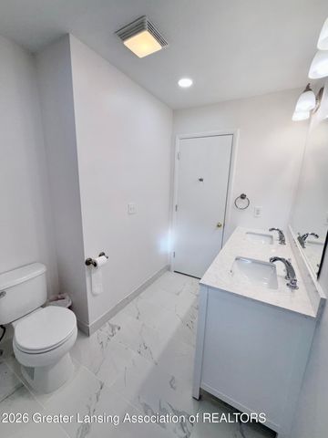 1408 Pepper Hill Drive, Lansing, MI 48917