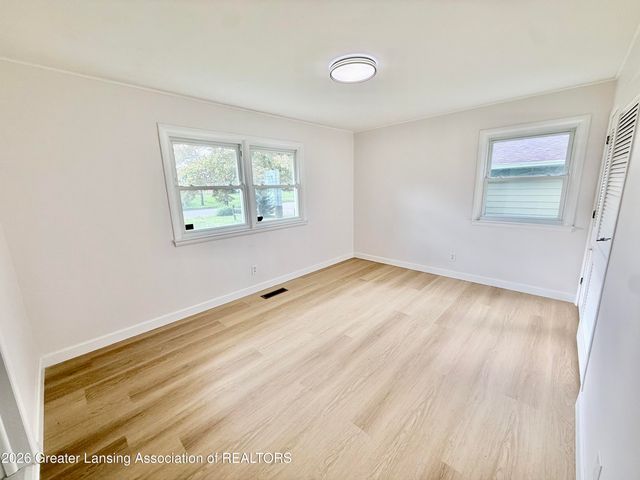 1408 Pepper Hill Drive, Lansing, MI 48917
