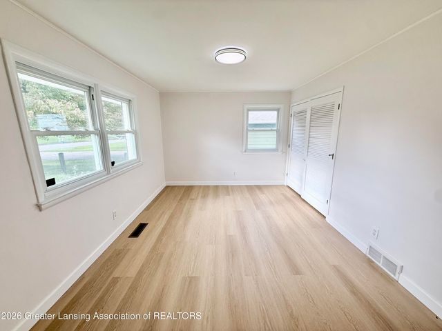 1408 Pepper Hill Drive, Lansing, MI 48917