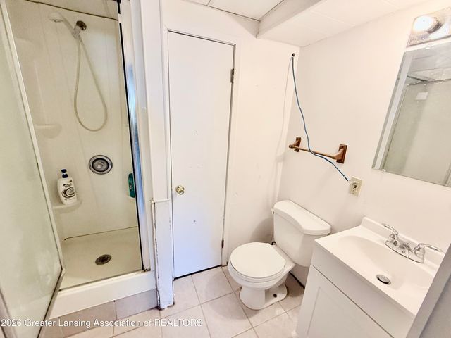 1408 Pepper Hill Drive, Lansing, MI 48917
