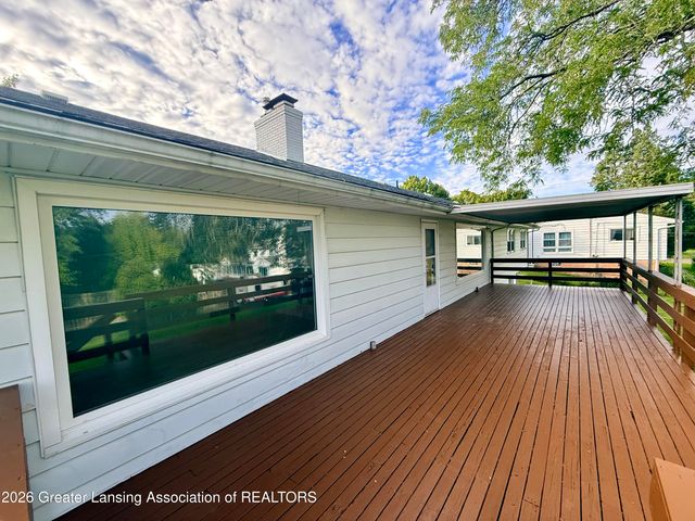 1408 Pepper Hill Drive, Lansing, MI 48917