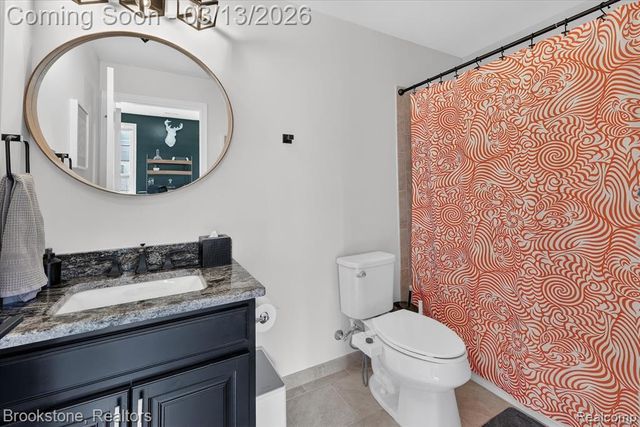 2721 S Spurway Drive, Ann Arbor, MI 48105