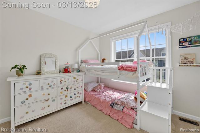 2721 S Spurway Drive, Ann Arbor, MI 48105