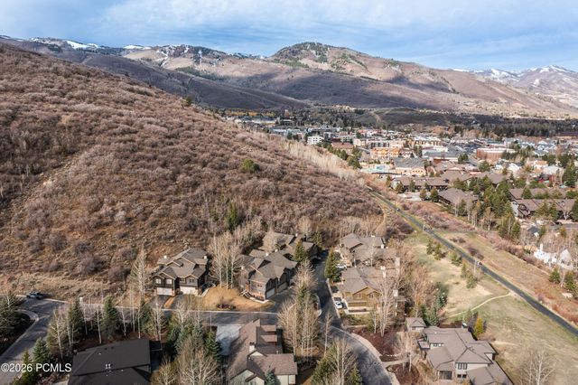 1967 Paddington Drive 11, Park City, UT 84060