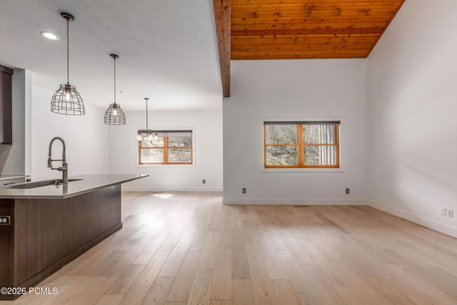 1967 Paddington Drive 11, Park City, UT 84060