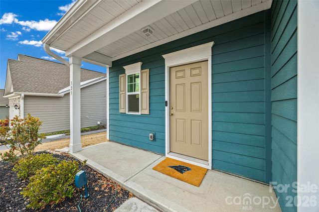 323 Crandon Road, Mount Holly, NC 28120