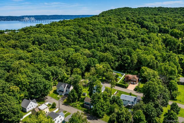 9 Willow Avenue, Nyack, NY 10960