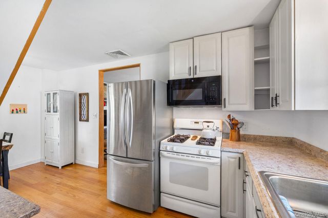 9 Willow Avenue, Nyack, NY 10960