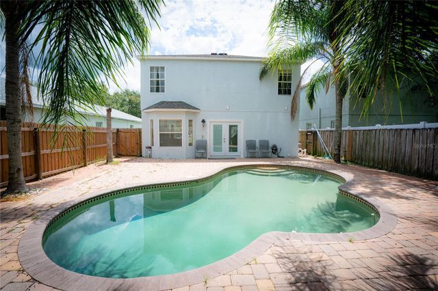 10468 BLACKMORE DRIVE, Tampa, FL 33647