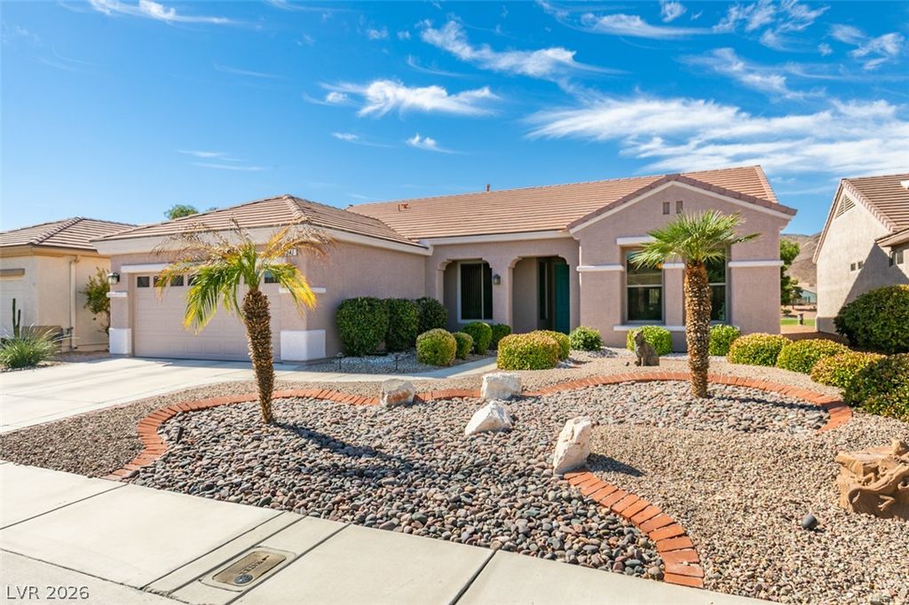 541 MOUNTAIN LINKS Drive, Henderson, NV 89012 — photo 2