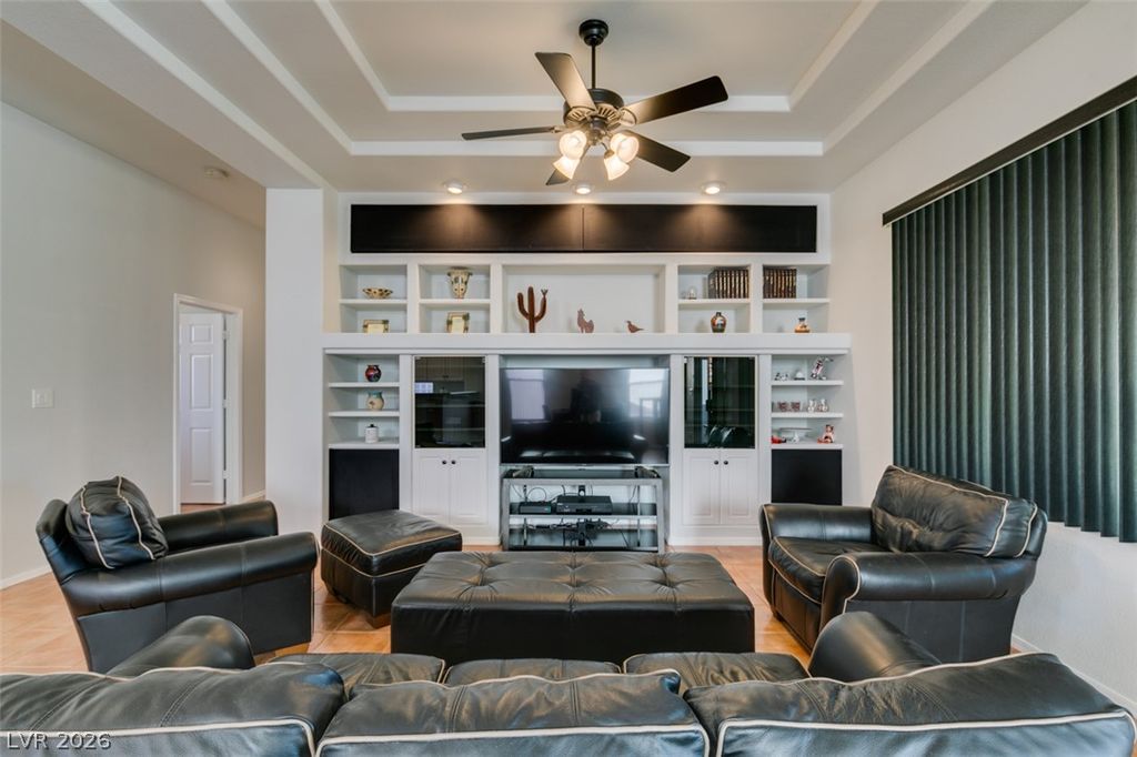 541 MOUNTAIN LINKS Drive, Henderson, NV 89012 — photo 5