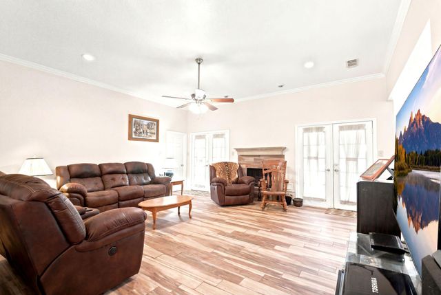 2203 Shouse Road, Santa Fe, TX 77510