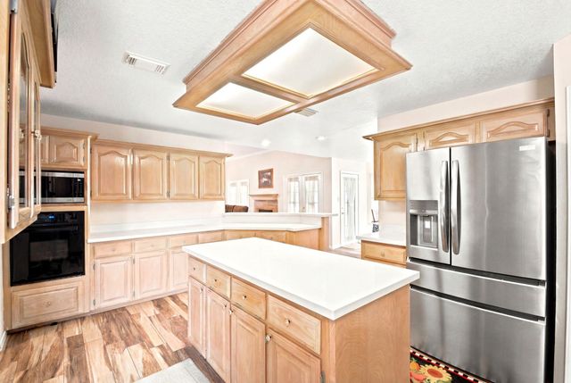 2203 Shouse Road, Santa Fe, TX 77510
