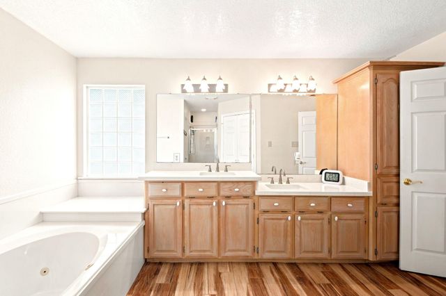 2203 Shouse Road, Santa Fe, TX 77510
