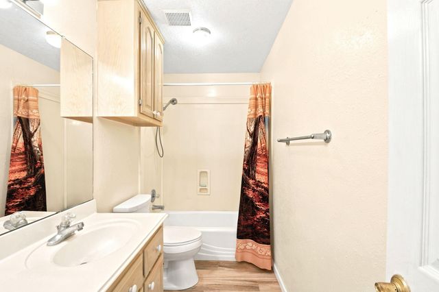 2203 Shouse Road, Santa Fe, TX 77510