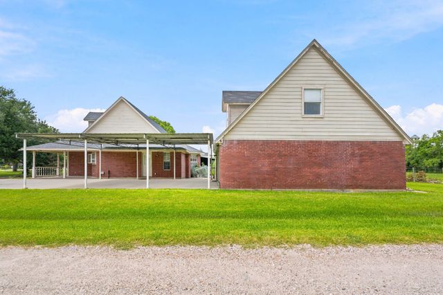 2203 Shouse Road, Santa Fe, TX 77510