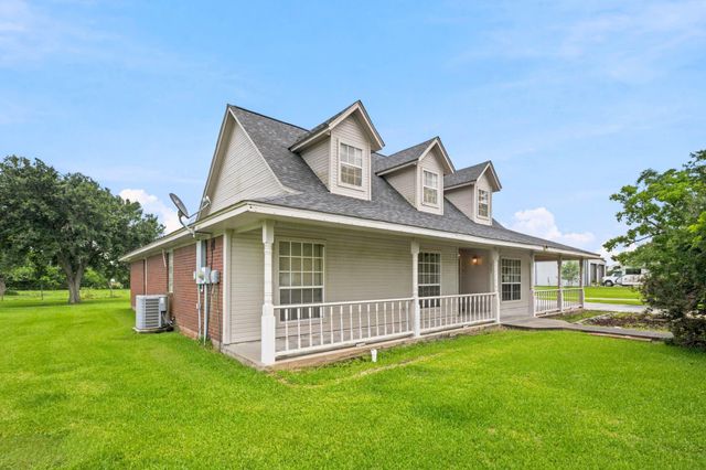 2203 Shouse Road, Santa Fe, TX 77510