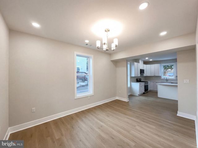 9204 DOUGLAS ST, Manassas, VA 20110