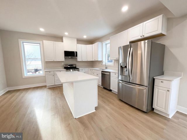 9204 DOUGLAS ST, Manassas, VA 20110