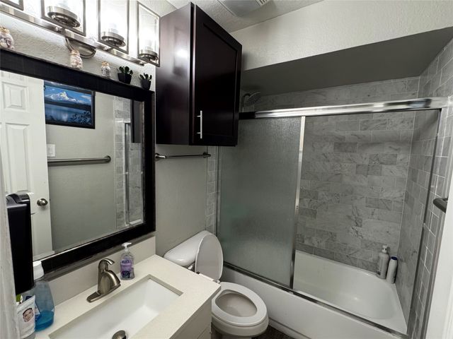 320 Pecan Street, Wilmer, TX 75172