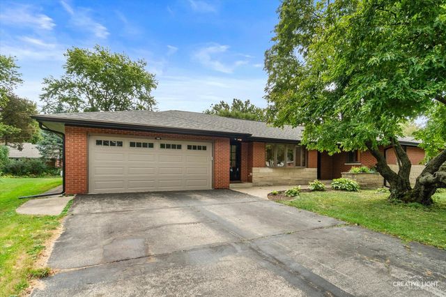 390 LRA Drive, Aurora, IL 60506