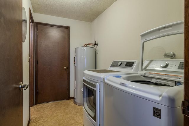 740 N Modoc Avenue, Medford, OR 97504