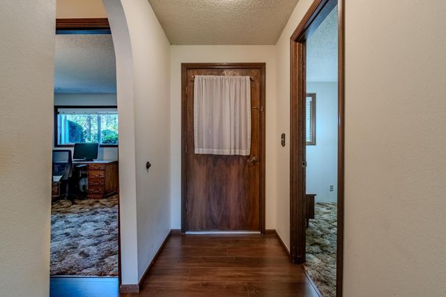 740 N Modoc Avenue, Medford, OR 97504