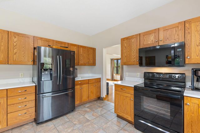 12470 W 270th Street, Belle Plaine, MN 56011