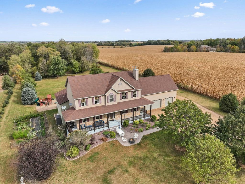 12470 W 270th Street, Belle Plaine, MN 56011