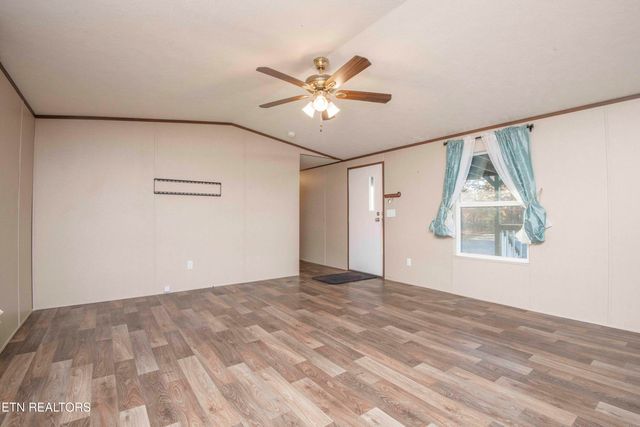 256 County Road 704, Athens, TN 37303