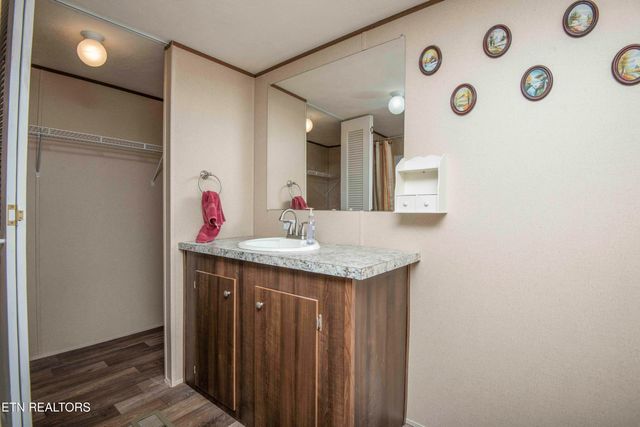 256 County Road 704, Athens, TN 37303