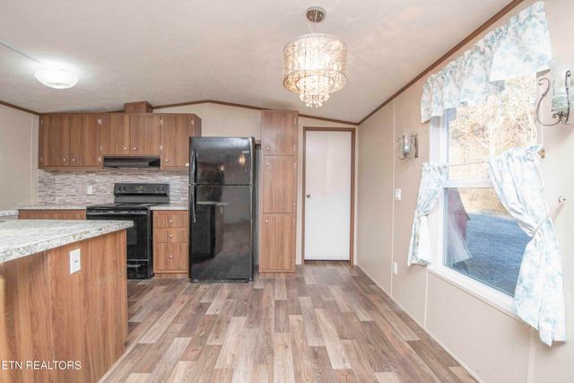 256 County Road 704, Athens, TN 37303