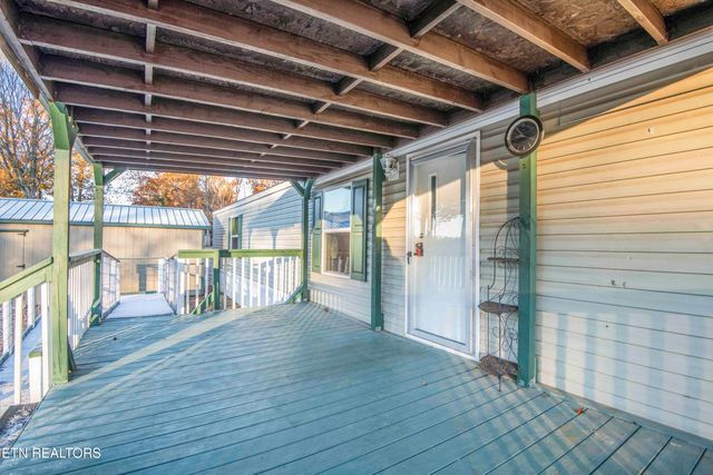 256 County Road 704, Athens, TN 37303