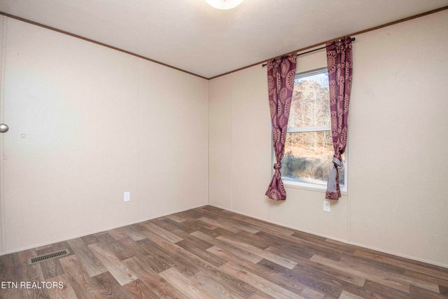 256 County Road 704, Athens, TN 37303