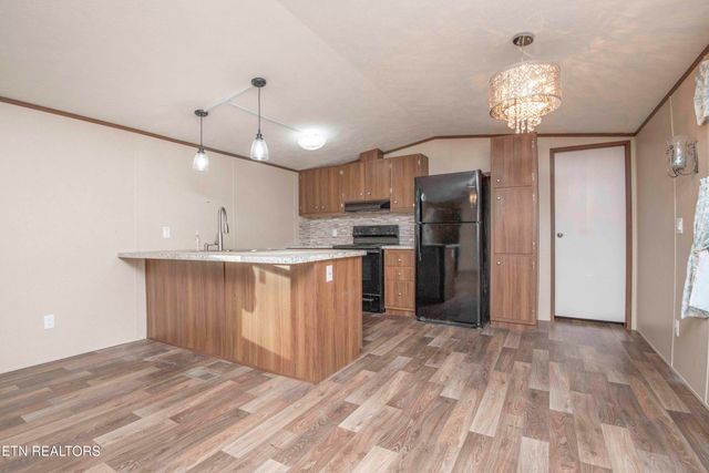 256 County Road 704, Athens, TN 37303