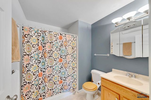 5224 MEADOWLARK DR, Rapid City, SD 57702