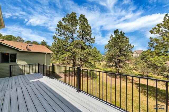 5224 MEADOWLARK DR, Rapid City, SD 57702