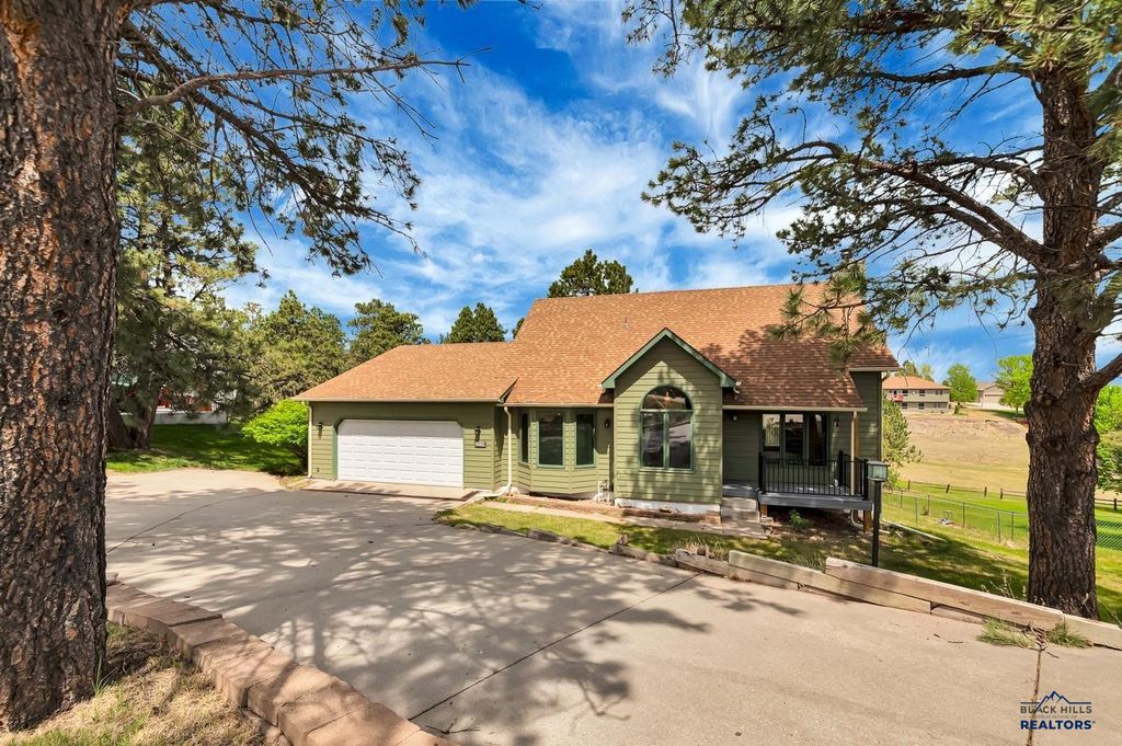 5224 MEADOWLARK DR, Rapid City, SD 57702