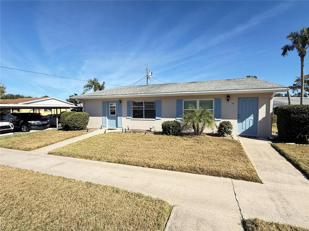 402 DORCHESTER PLACE 40, Sun City Center, FL 33573