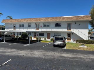 2950 SE Ocean Boulevard 7-5, Stuart, FL 34996