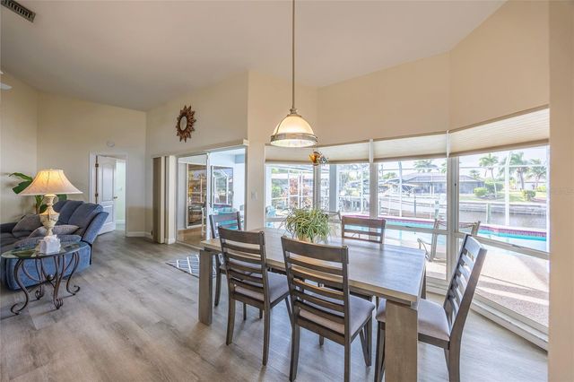 3316 SE 19TH PLACE, Cape Coral, FL 33904